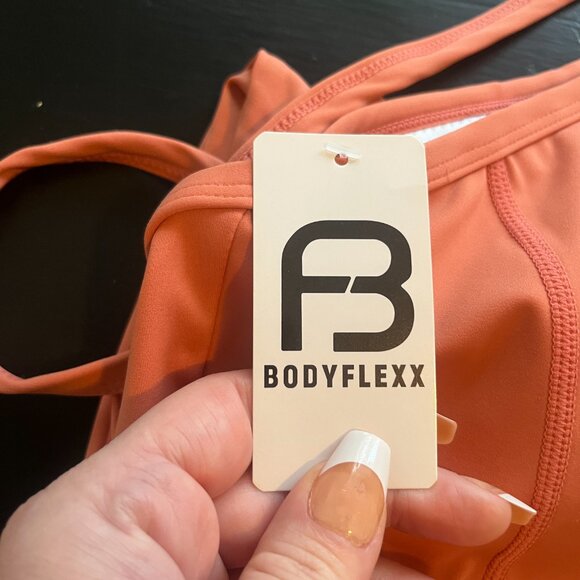 NWT- Slimming Coral Jumpsuit - Picture 2 of 2